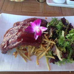La Bicoque - BBQ ribs and fries