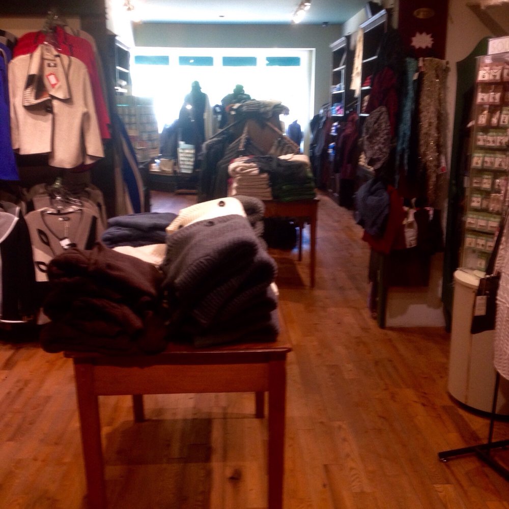 Irish Design - Inside the store. - Men's Clothing Near Me - Niagara-on-the-Lake, Ontario Irish Design - Inside the store. - Men's Clothing Near Me - Niagara-on-the-Lake, Ontario