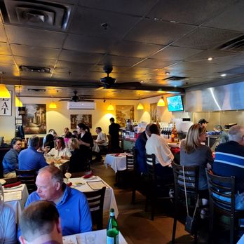 Mezza Luna - Dining area - Italian Near Me - Smyrna, Georgia