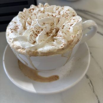 Broken Yolk Cafe - Pumpkin Spice Latte - Breakfast & Brunch Near Me - Irvine, California