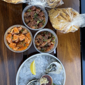 Bear Flag Fish - Ahi tuna poke, salmon poke, oysters - Seafood Near Me - Newport Beach, California