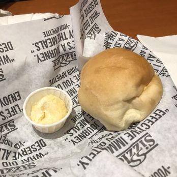 Sizzler - Fresh service bread  yummy - Seafood Near Me - Lake Forest, California