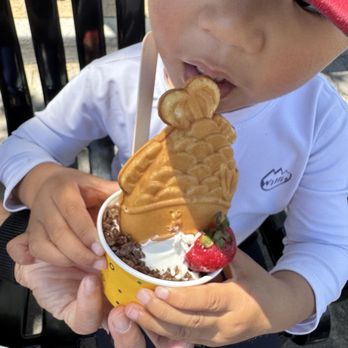 Somisomi - Milk - Ice Cream & Frozen Yogurt Near Me - San Mateo, California Somisomi - Milk - Ice Cream & Frozen Yogurt Near Me - San Mateo, California