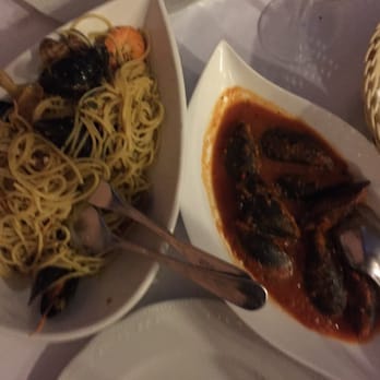 Trattoria dal Billy - Seafood spaghetti and stuffed mussels - Italian Near Me - Manarola, SP Trattoria dal Billy - Seafood spaghetti and stuffed mussels - Italian Near Me - Manarola, SP