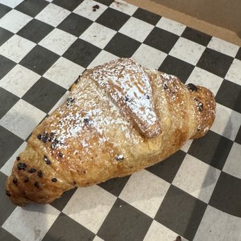 Minglewood Bake Shop - Chocolate croissant - Bakeries Near Me - Richmond, Virginia Minglewood Bake Shop - Chocolate croissant - Bakeries Near Me - Richmond, Virginia