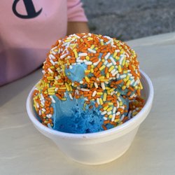 Kev's Ice Cream - Cotton candy with sprinkles