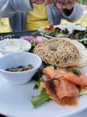 Social Eats Café by null