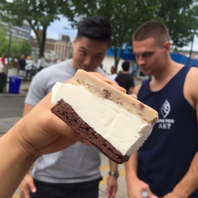 Zsa's Ice Cream by null