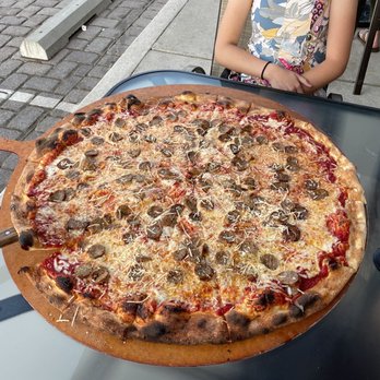 Ripieno's - Deliciousness! - Pizza Near Me - Ocean City, Maryland