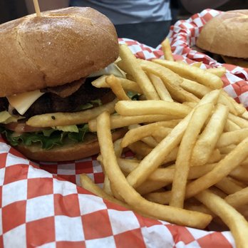 EJ Burger - california burger - Burgers Near Me - Snohomish, Washington EJ Burger - california burger - Burgers Near Me - Snohomish, Washington