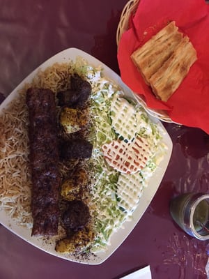 Restaurant Aryana by null