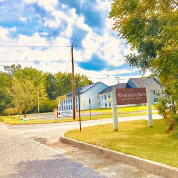 WheatonArts - Wheaton Arts Center -- entrance - Art Museums Near Me - Millville, New Jersey