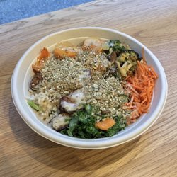 Field & Social - Bliss Veggie + Brown Rice Bowl