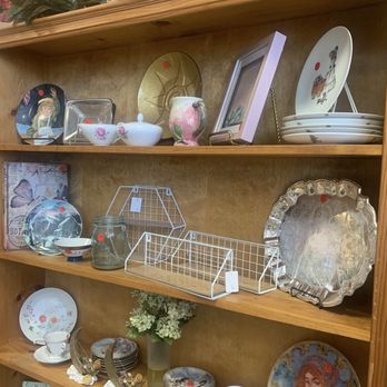 St Martha’s 2nd Hand Treasures - Saturday, 9/28/2024: Home decor & housewares for sale. - Thrift Stores Near Me - Murrieta, California St Martha’s 2nd Hand Treasures - Saturday, 9/28/2024: Home decor & housewares for sale. - Thrift Stores Near Me - Murrieta, California