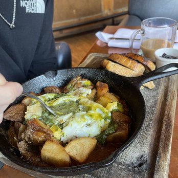 The Maple Leaf - Short rib hash - Canadian (New) Near Me - Banff, Alberta The Maple Leaf - Short rib hash - Canadian (New) Near Me - Banff, Alberta