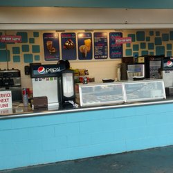Jackson Field - A bunch of cheap delicious desserts!
