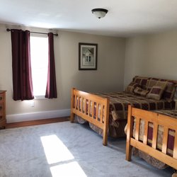 The Sterling Inn - 2 bed room.