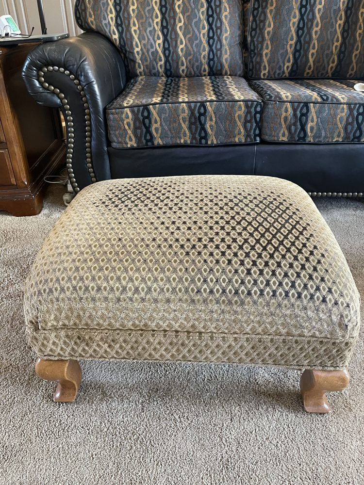 Ho-Jo's Upholstery And Designs - upholstery in Milwaukie, OR