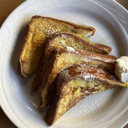 The Vineyard Restaurant - French Toast - Yummy!