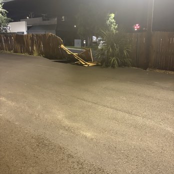 Regal Inn - Fence is collapsing and knocked down - Hotels Near Me - Lake City, Florida Regal Inn - Fence is collapsing and knocked down - Hotels Near Me - Lake City, Florida