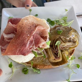 Il Posto Accanto - Italian Near Me - New York, New York