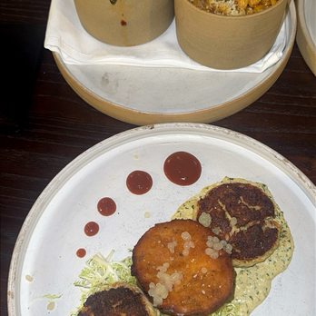 The Social Pour - Crab cakes - Bars Near Me - Dallas, Texas The Social Pour - Crab cakes - Bars Near Me - Dallas, Texas