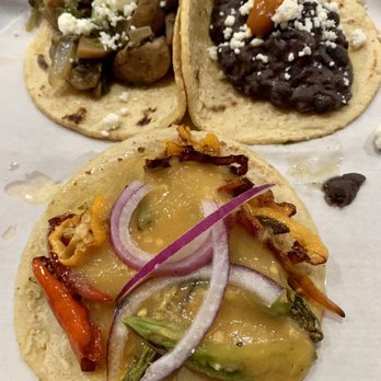 Guisados - Tacos Near Me - Burbank, California