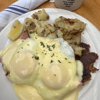 The Eating Establishment - Eggs Benedict - American Near Me - Park City, Utah