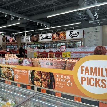 Wild Fork - Interior - Grocery Near Me - Santa Clarita, California Wild Fork - Interior - Grocery Near Me - Santa Clarita, California