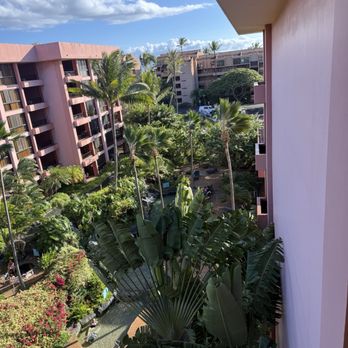 Kahana Falls - Hotels Near Me - Lahaina, Hawaii Kahana Falls - Hotels Near Me - Lahaina, Hawaii