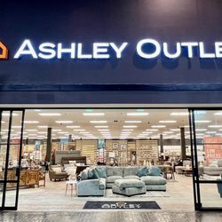 White Sands Mall - Ashley Outlet