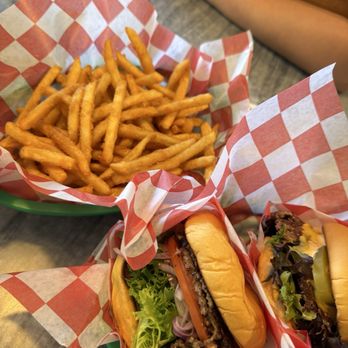 Burger Bros - Burgers Near Me - Sacramento, California Burger Bros - Burgers Near Me - Sacramento, California