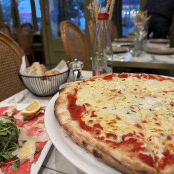 Da Franco - Carpaccio and Margherita pizza - Italian Near Me - Paris, 75 Da Franco - Carpaccio and Margherita pizza - Italian Near Me - Paris, 75