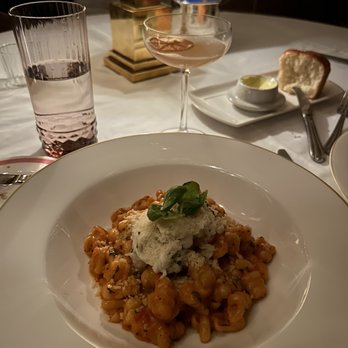 Delilah - Cavatelli alla vodka with King Crab - New American Near Me - Las Vegas, Nevada Delilah - Cavatelli alla vodka with King Crab - New American Near Me - Las Vegas, Nevada