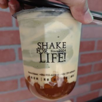 Ding Tea - Hawthorne - Regular Matcha Brulee with Golden Boba - Bubble Tea Near Me - Hawthorne, California Ding Tea - Hawthorne - Regular Matcha Brulee with Golden Boba - Bubble Tea Near Me - Hawthorne, California