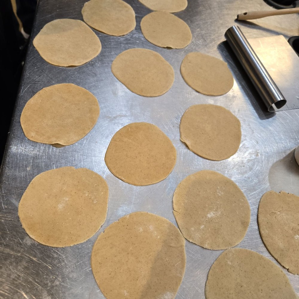 Sur La Table - Cannot shell dough - Kitchen Supplies Near Me - Centennial, Colorado