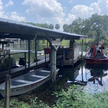 The Blue Gator - The boat dock - Seafood Near Me - Dunnellon, Florida The Blue Gator - The boat dock - Seafood Near Me - Dunnellon, Florida