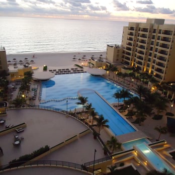 Royal Sands Resort - Hotels Near Me - Cancún, ROO