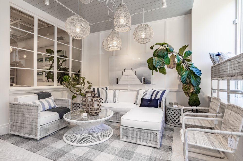 SERENA & LILY CHICAGO 18 Photos 853 W Armitage Ave, Chicago