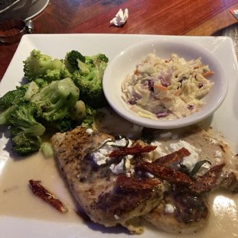 Ford's Garage Plantation - Chicken Henry - Bars Near Me - Plantation, Florida