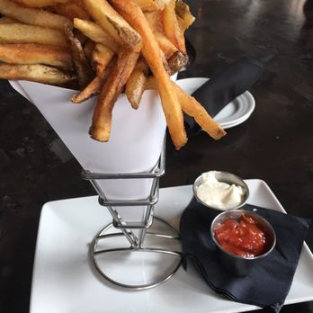 Big Ditch Brewing - Handcut fries - New American Near Me - Buffalo, New York