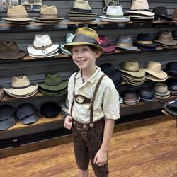 Helen Hat Company