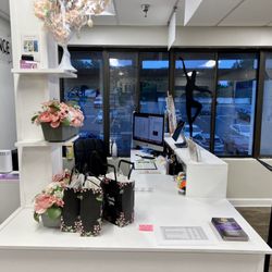 Born 2 Dance Studio