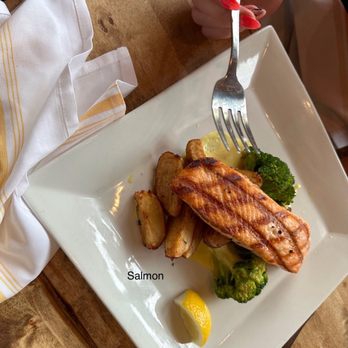 Barnwood Grill - Seafood Near Me - Newtown, Connecticut Barnwood Grill - Seafood Near Me - Newtown, Connecticut