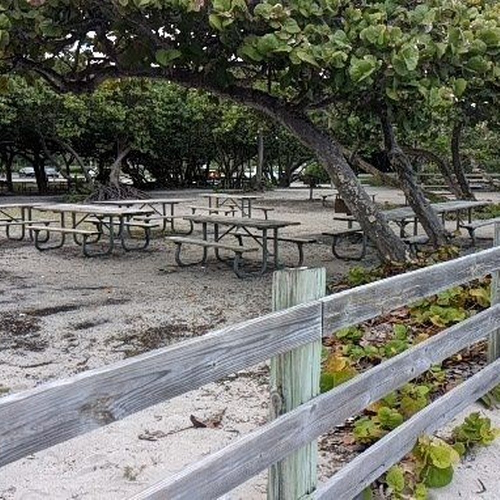 Keating Beach - Beaches Near Me - Hollywood, Florida