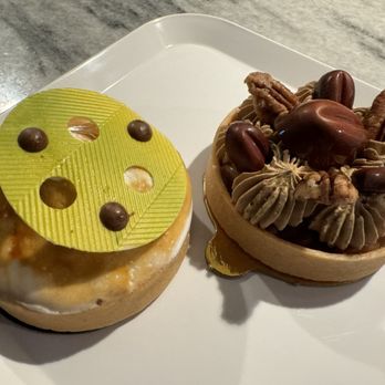 Christophe's Macaron et Chocolat - Tarts - Bakeries Near Me - Charleston, South Carolina Christophe's Macaron et Chocolat - Tarts - Bakeries Near Me - Charleston, South Carolina