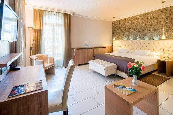 Best Western Hotel Bellevue au Lac by null