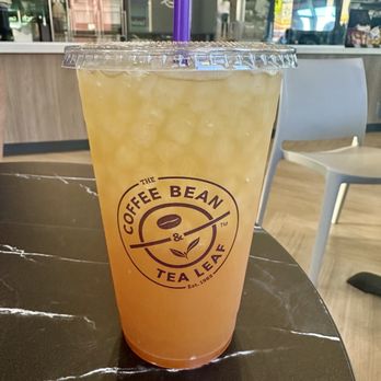 The Coffee Bean & Tea Leaf - Peach/Jasmine Cold Brew Tea - Coffee & Tea Near Me - Los Angeles, California