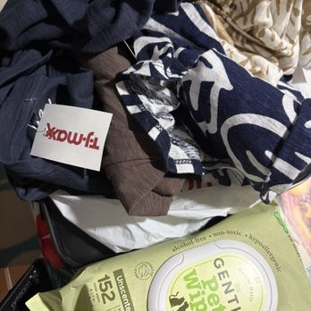 TJ Maxx - We came here to buy wipes but I also found tops - 5/25/26 - Department Stores Near Me - Las Vegas, Nevada TJ Maxx - We came here to buy wipes but I also found tops - 5/25/26 - Department Stores Near Me - Las Vegas, Nevada