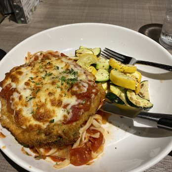 Picazzo's - Chicken parm not so flavorful, but looks good - Gluten-Free Near Me - Gilbert, Arizona Picazzo's - Chicken parm not so flavorful, but looks good - Gluten-Free Near Me - Gilbert, Arizona